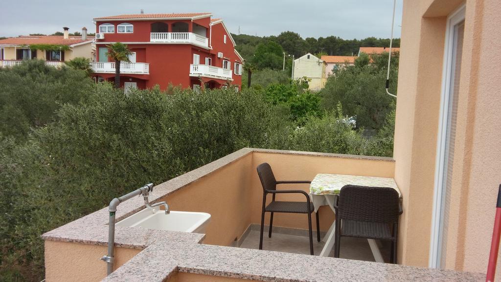 Apartments And Rooms Nediljko Bibinje Εξωτερικό φωτογραφία