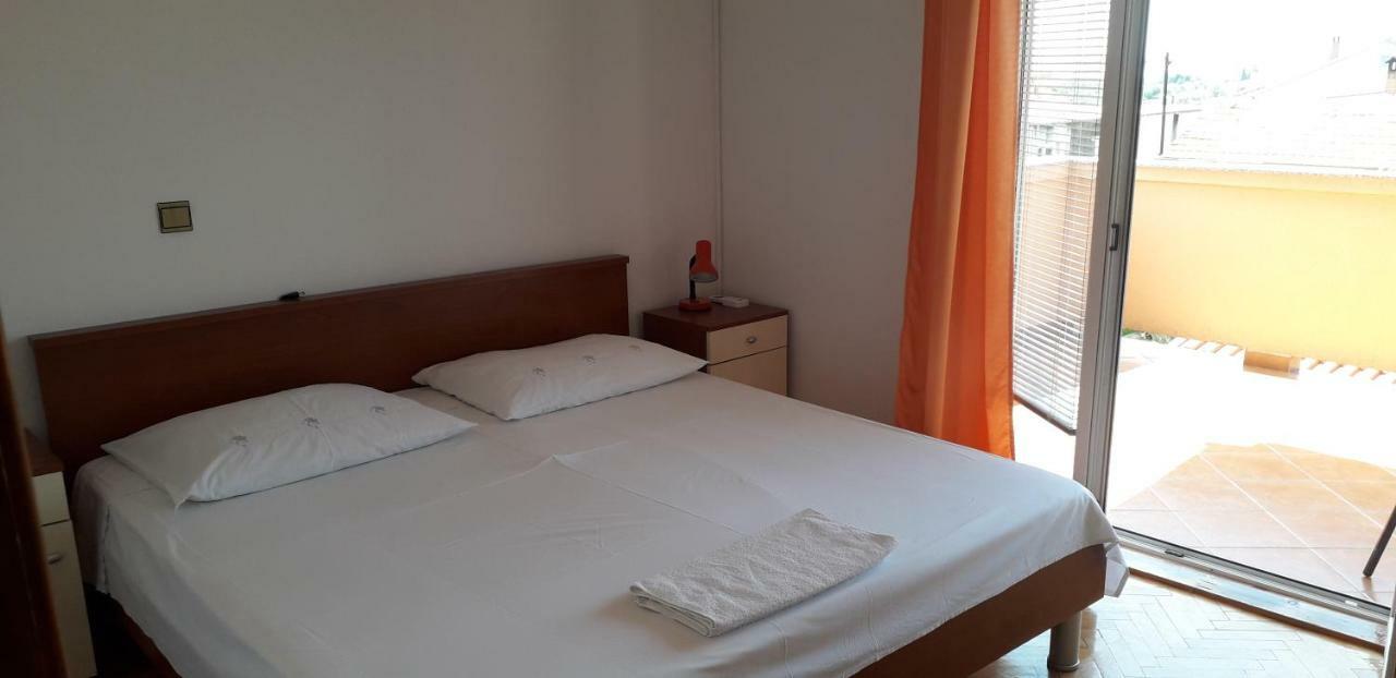 Apartments And Rooms Nediljko Bibinje Εξωτερικό φωτογραφία