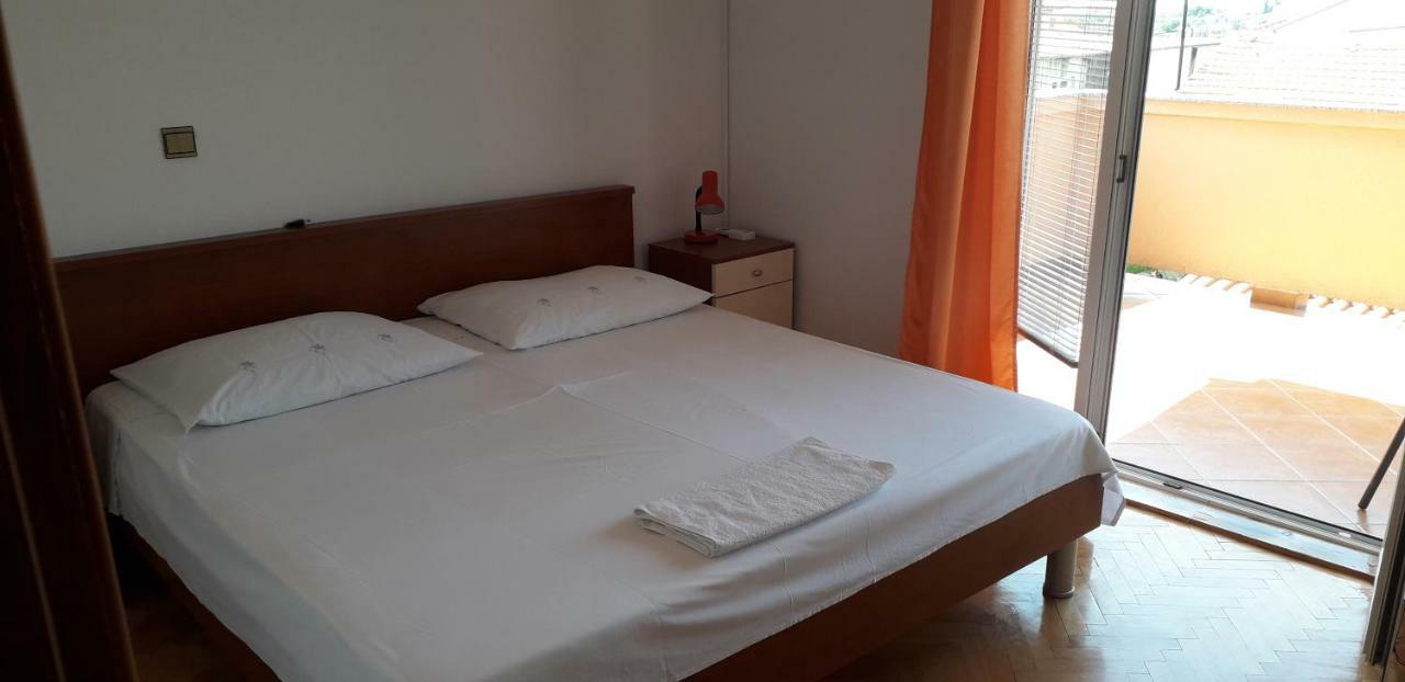 Apartments And Rooms Nediljko Bibinje Εξωτερικό φωτογραφία